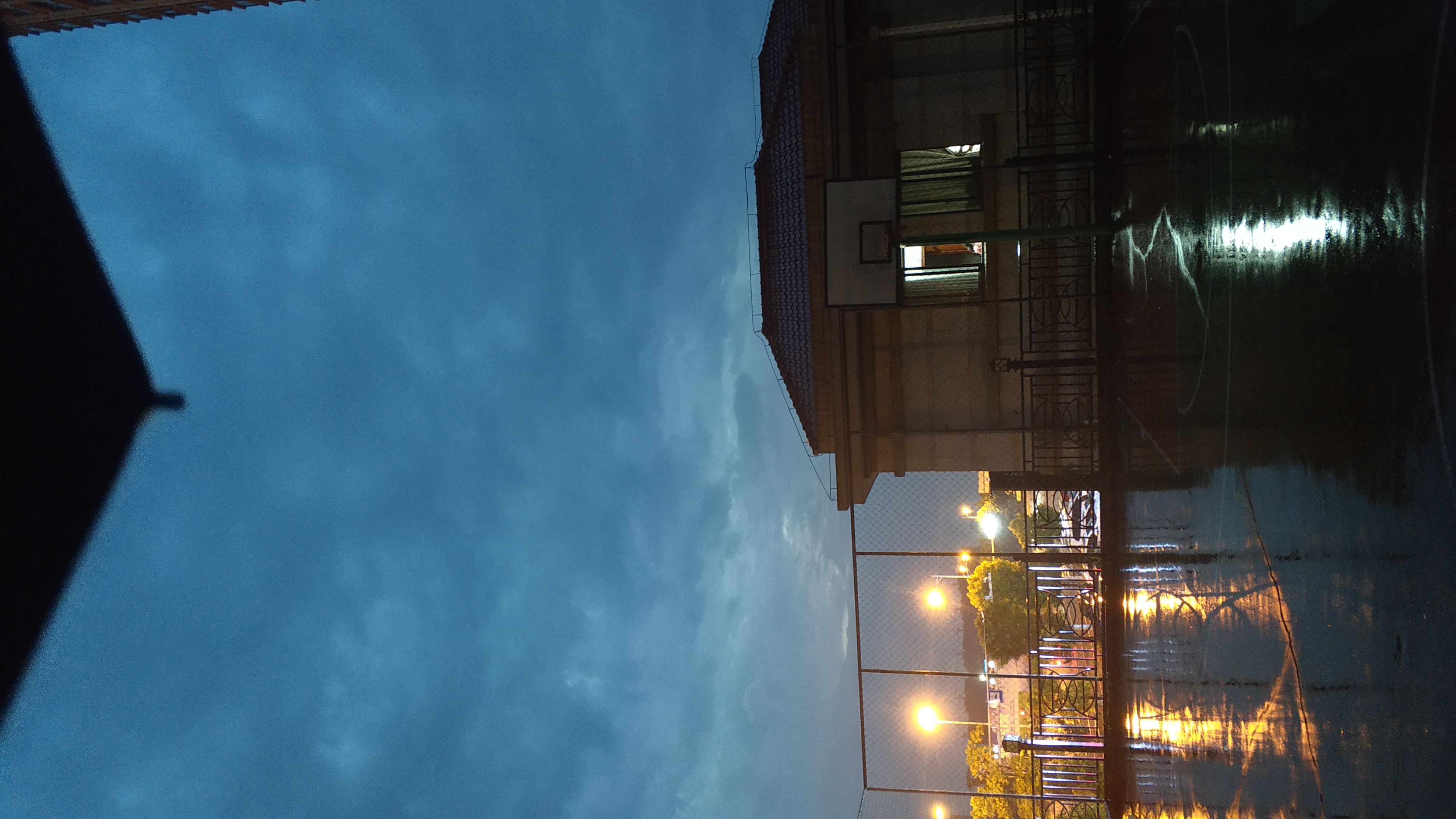 夏夜街景